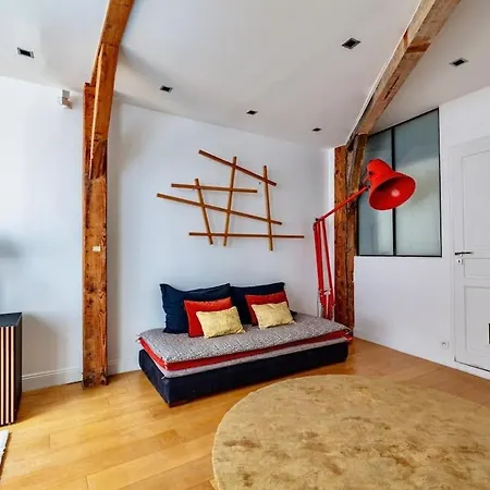 8 - Opera - Rue Constantinople - Duplex 8 Pieces Paris