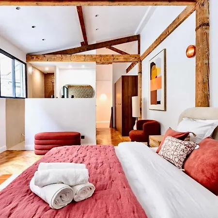 8 - Opera - Rue Constantinople - Duplex 8 Pieces Paris